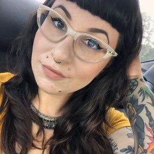 Meet your Posher, Ali